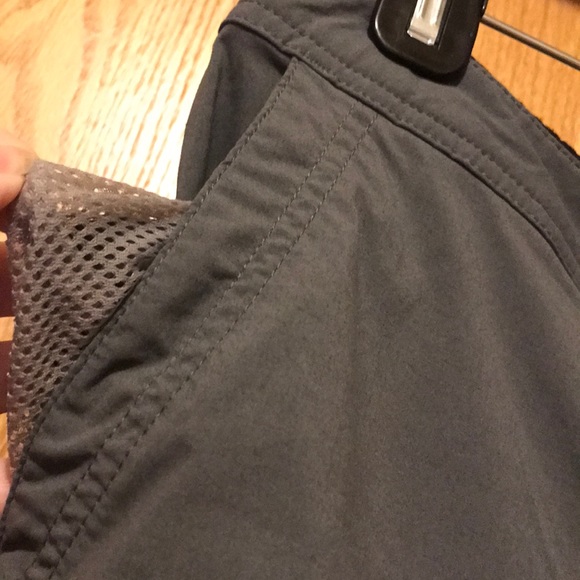 LL Bean Comfort Trail Pants Capri Crop size 12 x 22” Adjustable inner waist EUC - Picture 7 of 15